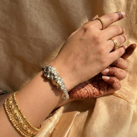 Women Pyrite Kada